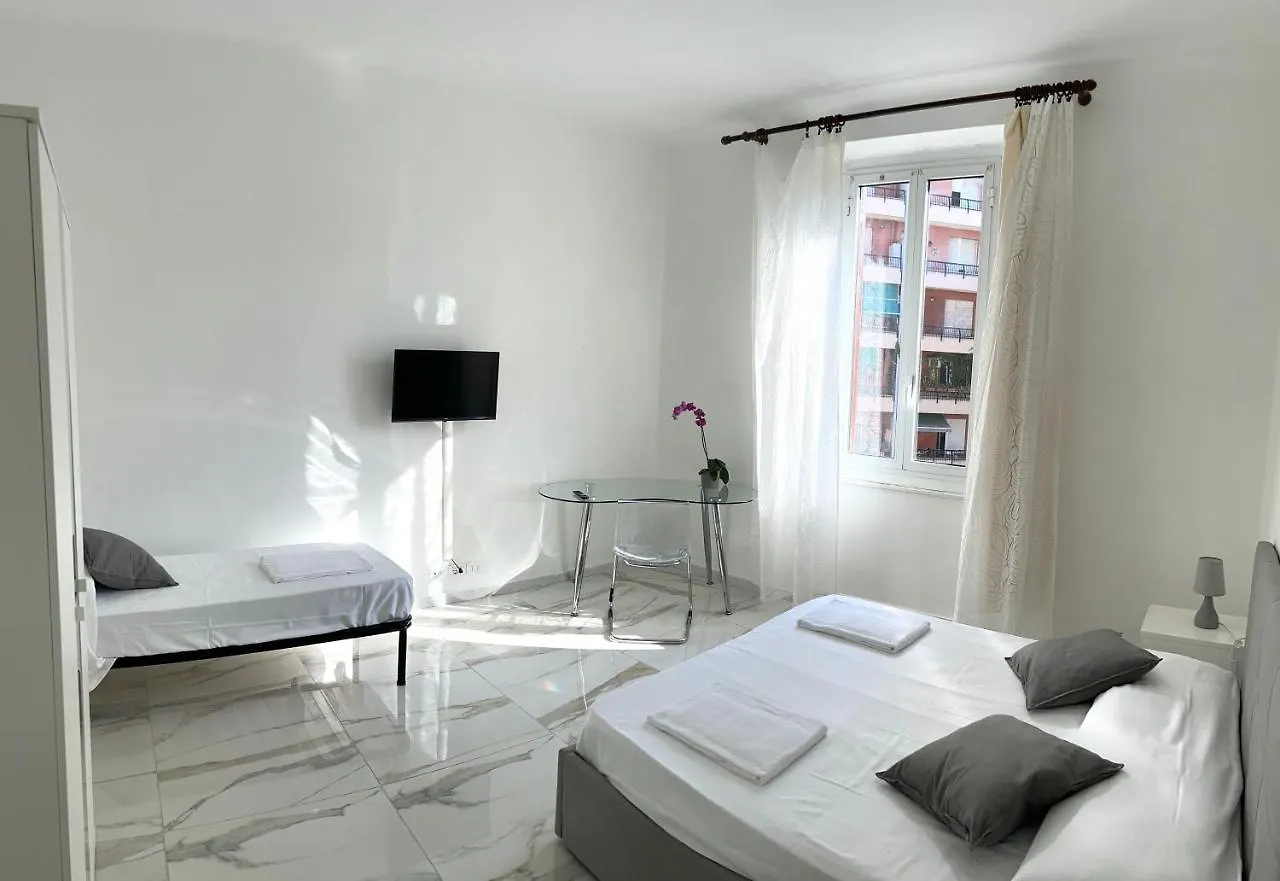 Cool Apartment Genoa